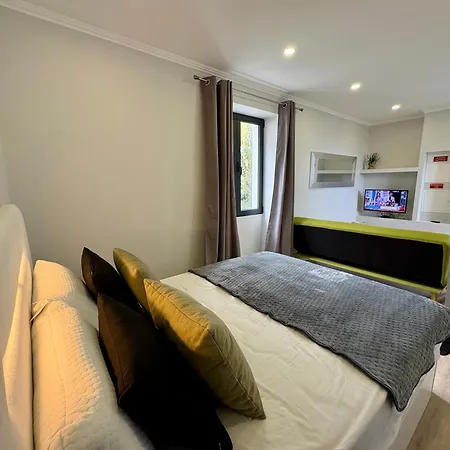Maria S Guest House, By Op Понта-Делгада