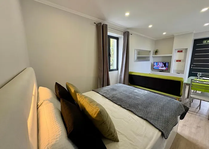 Maria S Guest House, By Op ポンタ・デルガダ